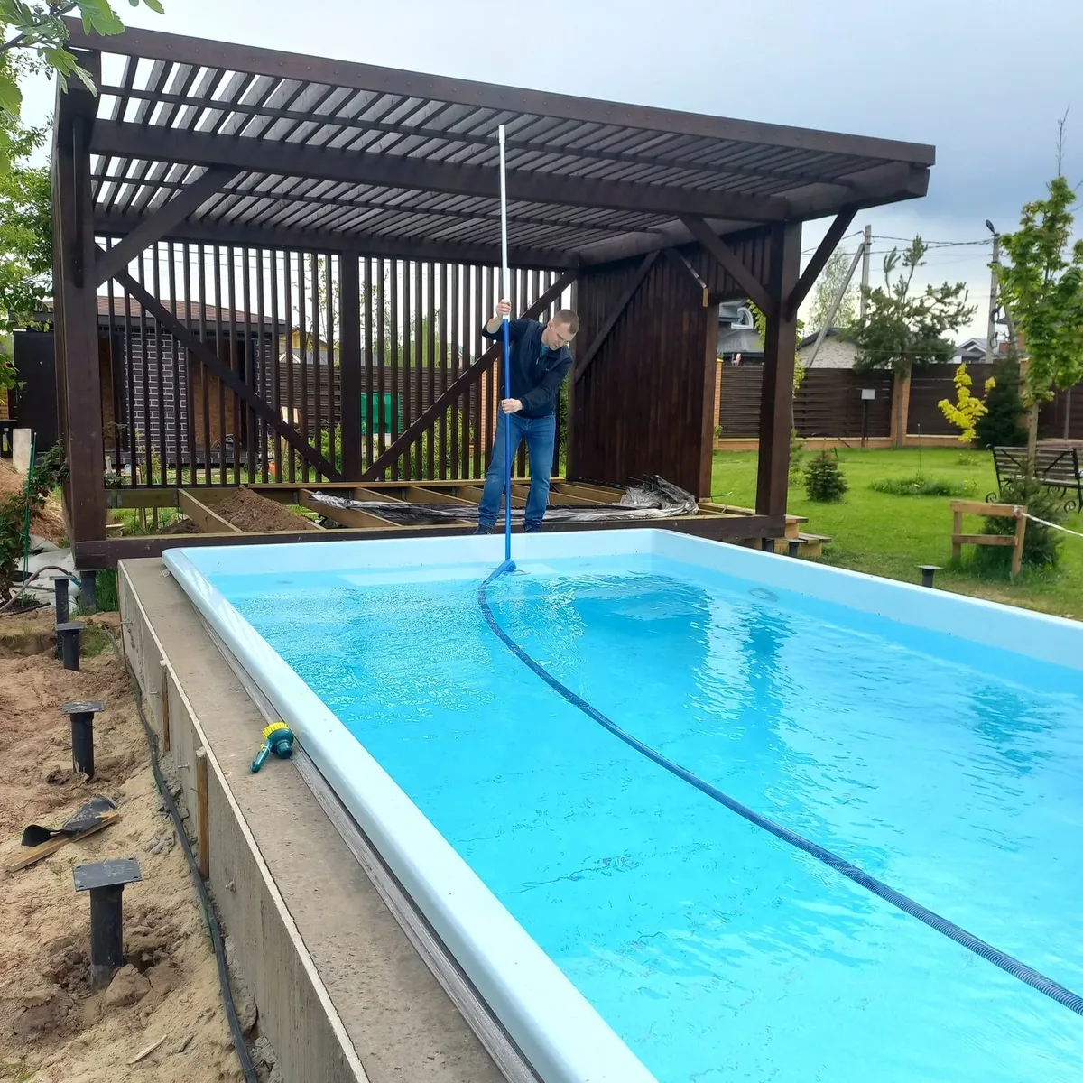 Копинговый бордюрный камень для бассейна Laguna в Можайске