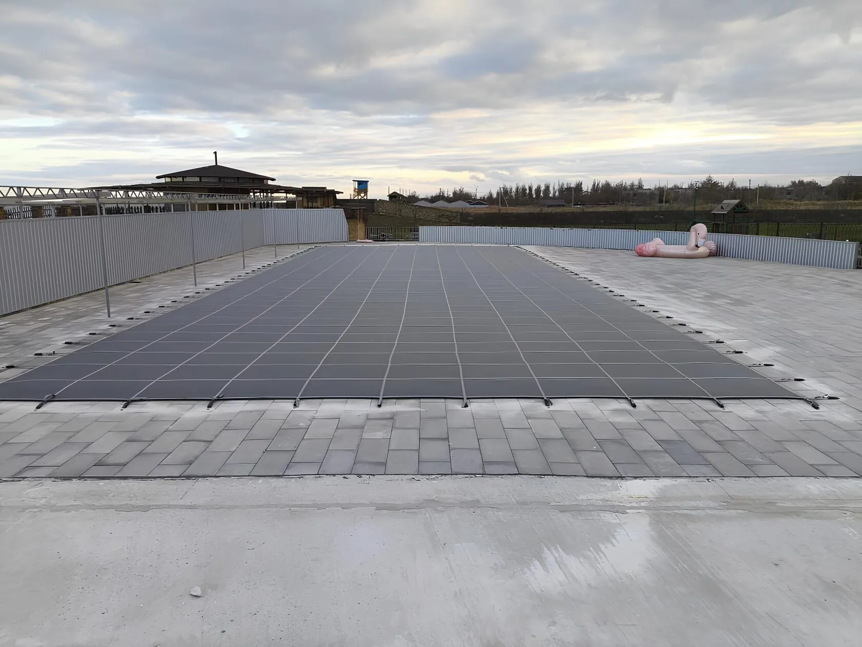 Защитное покрывало для бассейна в Можайске