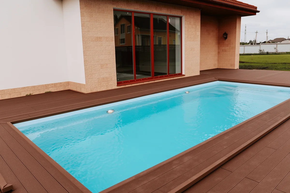 Композитный бассейн Laguna 8 — вид сверху в Можайске